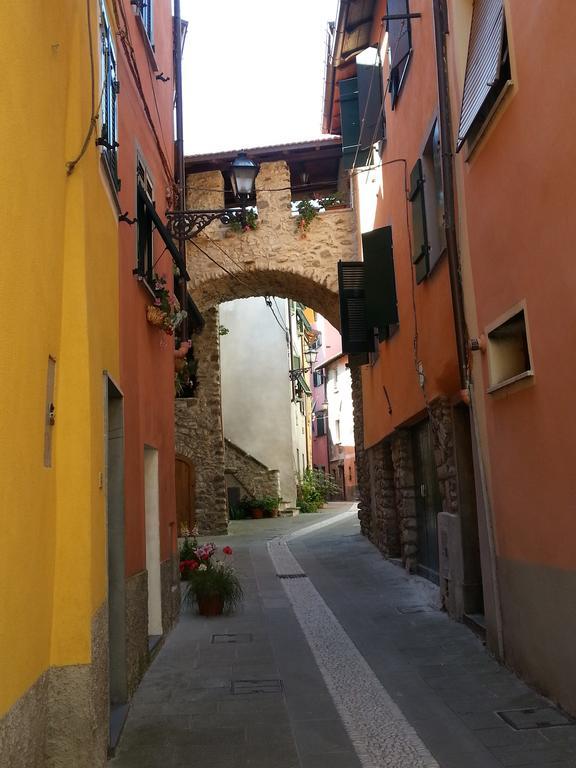 La Luna Nel Borgo Brugnato Exteriör bild